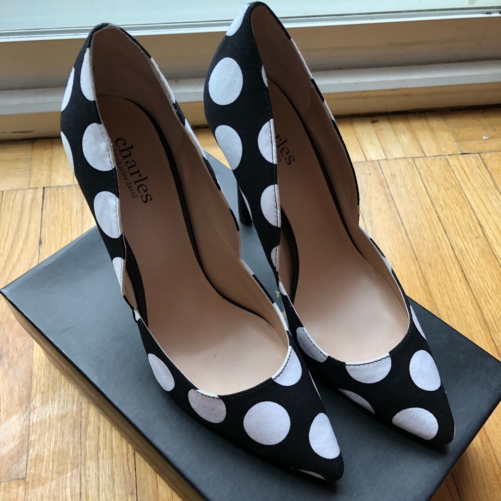 Charles By Charles David Parker Pumps 8 NIB